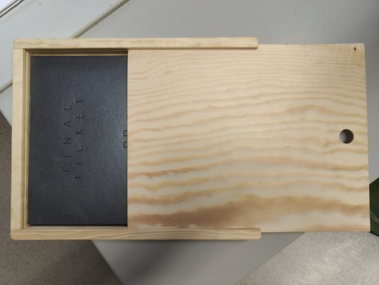 Versandbox für Cage Urkunden